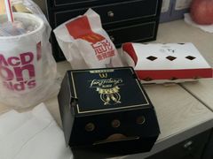 -麦当劳(海岸城店)
