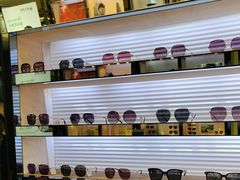 -博士眼镜(沙井京基百纳广场店)