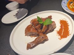 -万重锦·人文川菜馆(骡马市店)