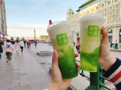 -奈雪的茶(百盛店)