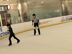 -冠军冰场CHAMPION RINK(百年港湾奥特莱斯店)