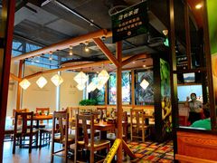 大堂-云海肴·汽锅鸡·云南代表菜(天山百盛优客店)