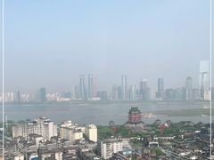 -东方豪景花园酒店·怡景旋转餐厅