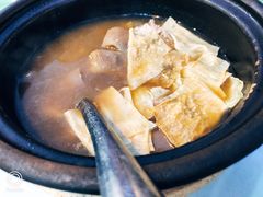 -明记烧鱼美味店