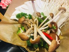 菌菇拼盘-煲宫猪肚鸡(昆山金鹰国际购物中心店)