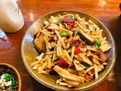 -苗湘食府(十年店)