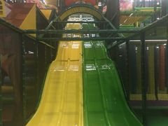 -蒙特利亲子乐园