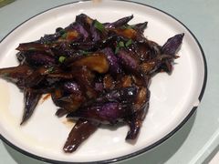 -乾隆美食·本帮菜(黄河路店)