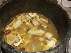 -野·大山里野生菌石锅土鸡(益田假日店)