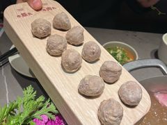 -左庭右院鲜牛肉火锅(浦江欢乐颂店)