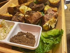 -蒙亨·手把肉·蒙古包文化主题餐厅(天恒广场店)