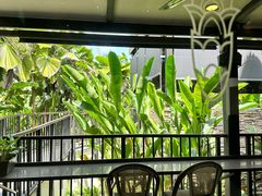 -植物园哈利亚餐厅