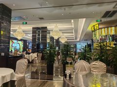 -万龙洲海鲜(大兴绿地缤纷城店)