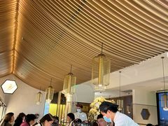 大堂-左庭右院鲜牛肉火锅(浦江欢乐颂店)