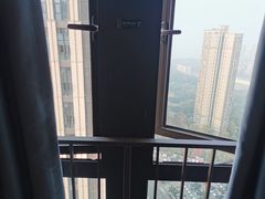 -维也纳国际酒店·重庆交通大学六公里轻轨站店