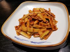 小炒香脆笋-柒园·三十年创意杭帮菜(龙湖滨江天街店)