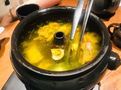 -云海肴·汽锅鸡·云南菜(天山百盛优客店)