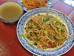 -赣南粉局·赣菜夜排档(新天地店)