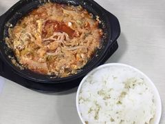 -拌来拌去石鍋拌飯(文鼎店)