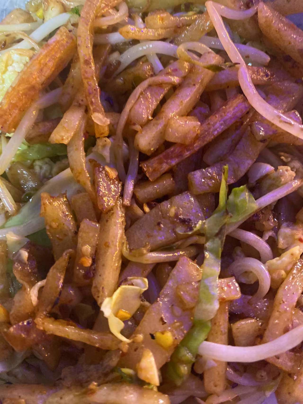 在临沂吃到了正宗的济南炒焖饼