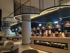 -涨巢·潮玩水疗局