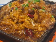 石板五花肉酸菜-玉善烧烤串城(长春总店)
