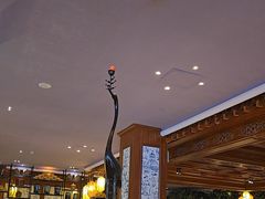 -八府香鸭·啫啫煲(华山路店)