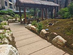 -忆江南·临江鱼馆