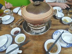 -威邵鸡煲(西华路总店)