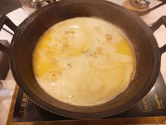 -鲜入围煮花胶鸡海鲜火锅