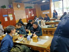 -陇上全荟兰州传统牛肉面(延吉路店)