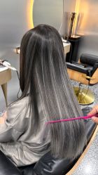 -Tloml salon