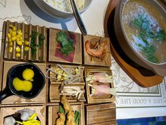 -云海肴·汽锅鸡·云南菜(天山百盛优客店)