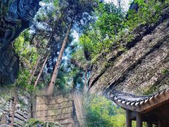 -梭布垭石林景区