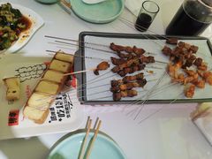 -嗨辣小聚·盘锦河蟹·海鲜烧烤龙虾(盘锦十年好店)