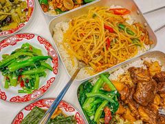 -石笨笨·盖浇饭大王(MOMOPARK店)