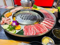 -哈哈碳都·牛肋条无限自助烤肉(宝龙店)