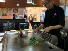 -利昂法式铁板主题餐厅(新奥购物中心店)