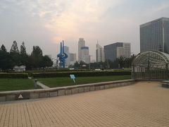 -泉城广场