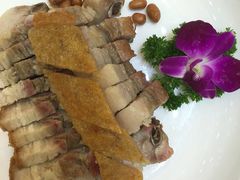 -东豪园林海鲜酒家(南港路辅路店)