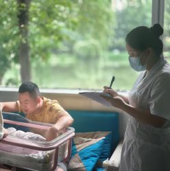 -馨果汇月子产康中心(南湖公园店)