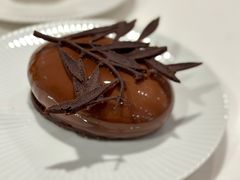 橄榄巧克力慕斯-潮一不贰·法式甜品·生日蛋糕·西式简餐(外滩店)