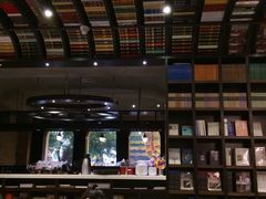 iphone_upload_pic-钟书阁(松江泰晤士小镇店)