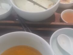 -蟹上黄·蟹黄面·江南糖水(人民广场店)