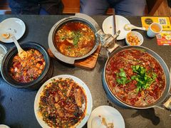 -万重锦·人文川菜馆(骡马市店)