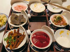-老房老舍重庆火锅(假日城市店)