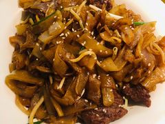 招牌干炒牛河-新大咀港式茶餐厅(宝山万达店)
