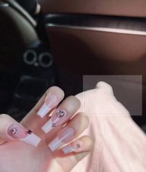 -悦指间美甲美睫