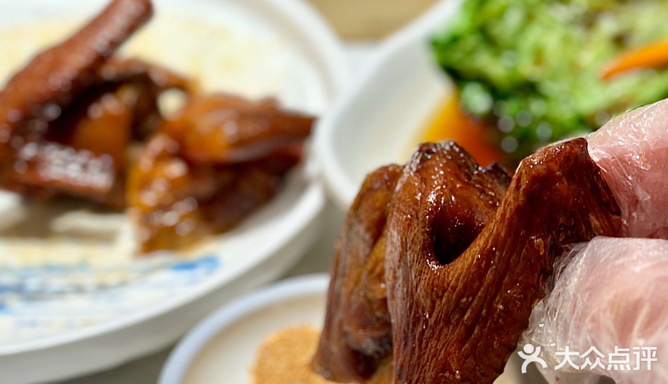 春节不打烊的，静安寺商圈内实惠广式茶楼