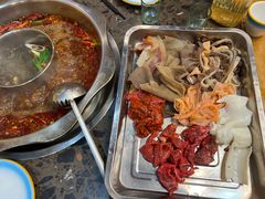 -金鼎雪山牦牛杂火锅(理县总店)